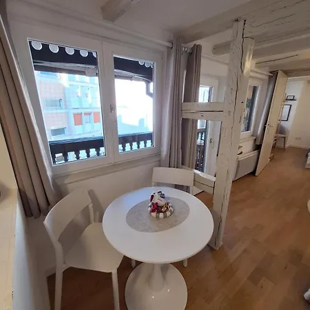 Cigogne Dorée - Centre Historique Appartement